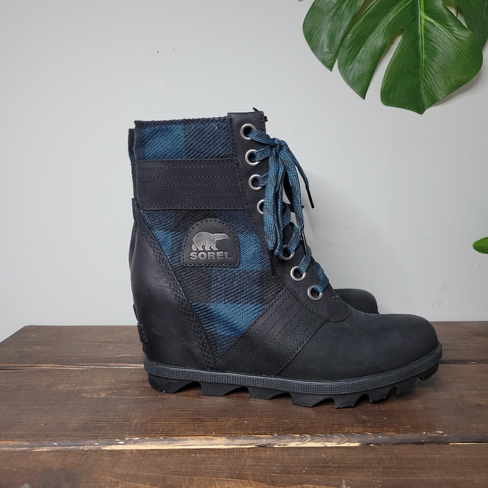 Sorel Lexie Wedge Bootie Plaid Checkered Black Blue Green NL3779-010 Womens 9